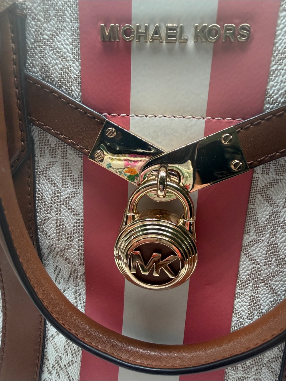 Michael Kors Pink and Cream Stripe Tote with Brown Trim and Matching Wallet - Picture 8 of 15